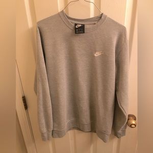 Grey Medium nike pullover. Crewneck